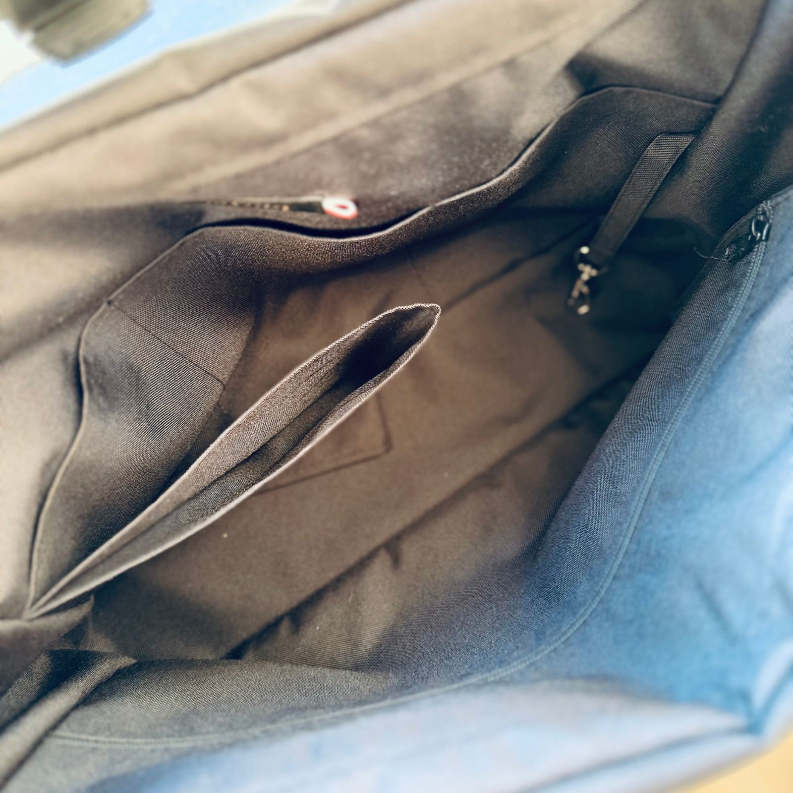 Detale torby NoVa - ręcznie szyta torba handmade z ekoskóry